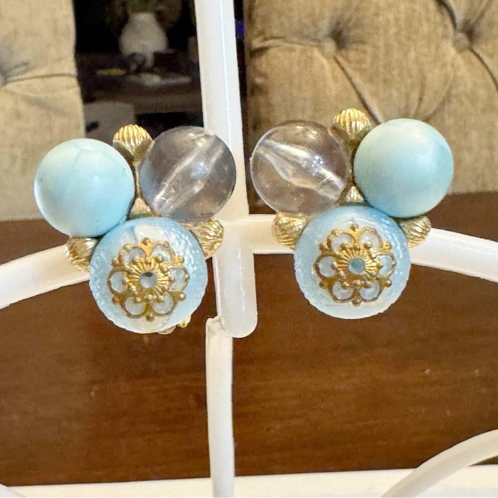 Blue Moonglow and Filigree Clip On Earrings Vintage Clip Cluster Lightweight
